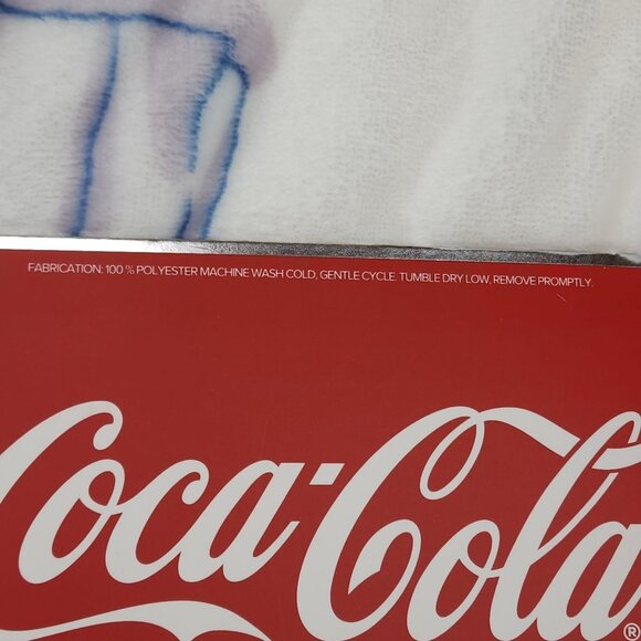 Coca-Cola Polar Bear Velvet Soft Throw Blanket 60" X 70" Oversized Super Soft - Picture 9 of 12